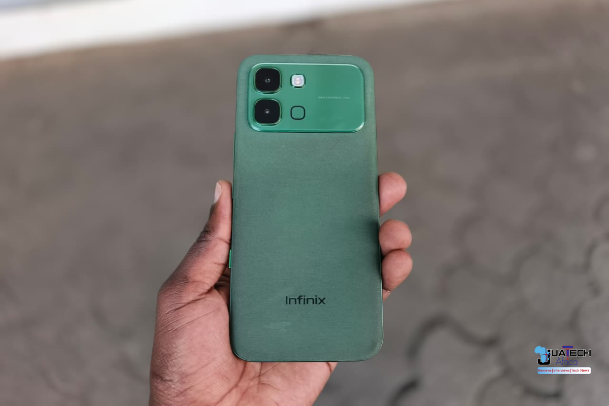 Infinix Note Edge Back and Camera