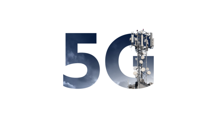 5G network explained showing telecom towers, spectrum signals, and connected smart city devices